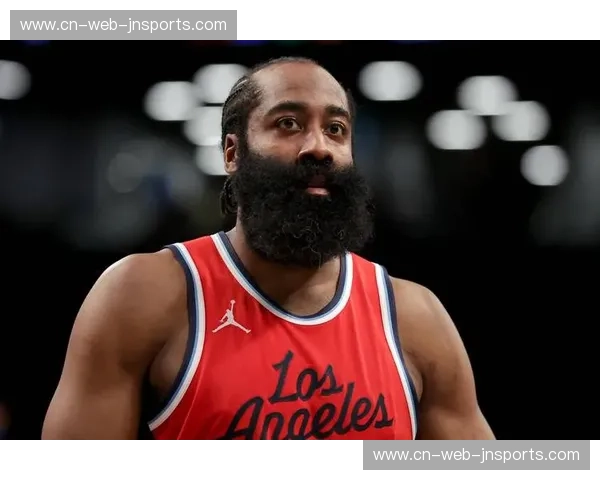 快船送走哈登后进攻体系崩塌 伦纳德攻坚空间被大幅压缩