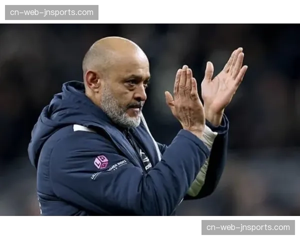 曼联低位防守破解能力有待加强 面对密集防守办法不多